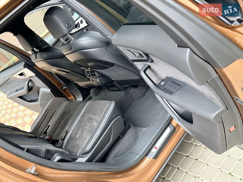 Внедорожник / Кроссовер Audi Q7 2017 в Одессе