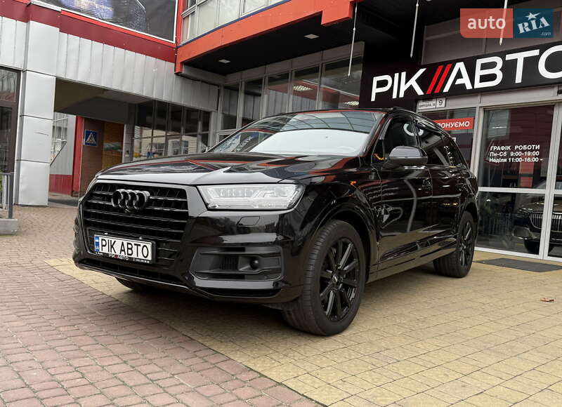 Позашляховик / Кросовер Audi Q7 2018 в Львові