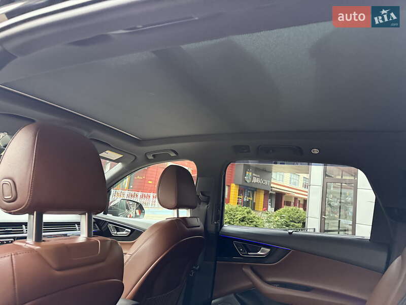 Позашляховик / Кросовер Audi Q7 2018 в Львові