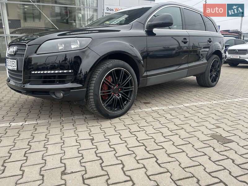Позашляховик / Кросовер Audi Q7 2006 в Чернівцях фото 3 Позашляховик / Кросовер Audi Q7 2006 в Чернівцях