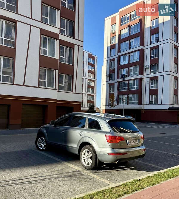 Внедорожник / Кроссовер Audi Q7 2006 в Ивано-Франковске фото 7 Внедорожник / Кроссовер Audi Q7 2006 в Ивано-Франковске