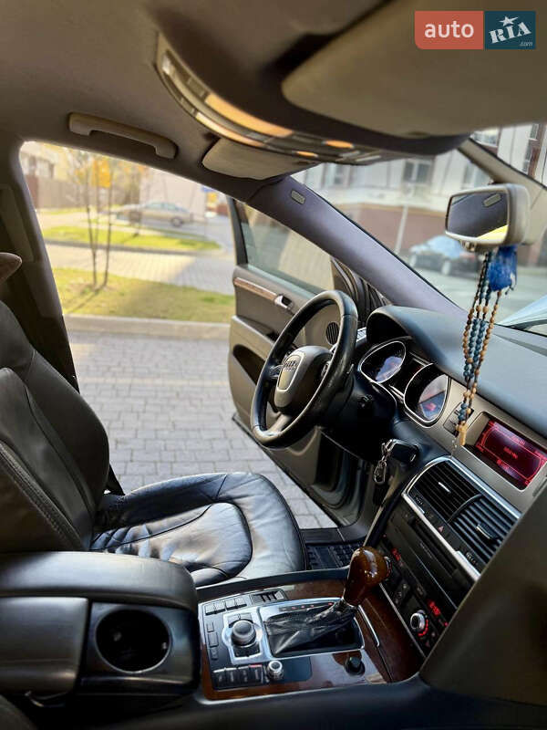 Внедорожник / Кроссовер Audi Q7 2006 в Ивано-Франковске фото 16 Внедорожник / Кроссовер Audi Q7 2006 в Ивано-Франковске