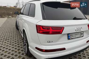 Внедорожник / Кроссовер Audi Q7 2017 в Хмельницком