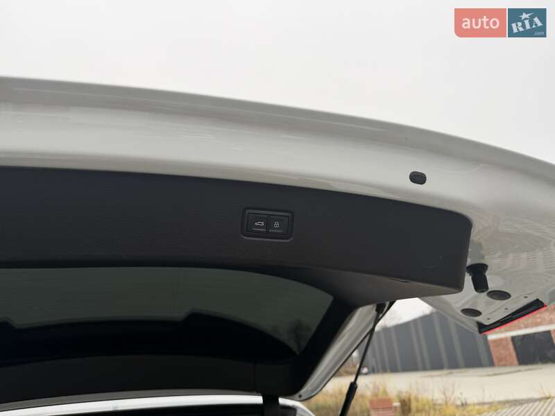 Позашляховик / Кросовер Audi Q7 2017 в Хмельницькому