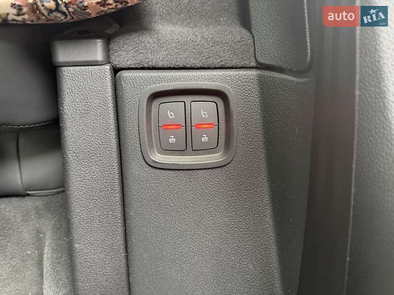 Позашляховик / Кросовер Audi Q7 2017 в Хмельницькому