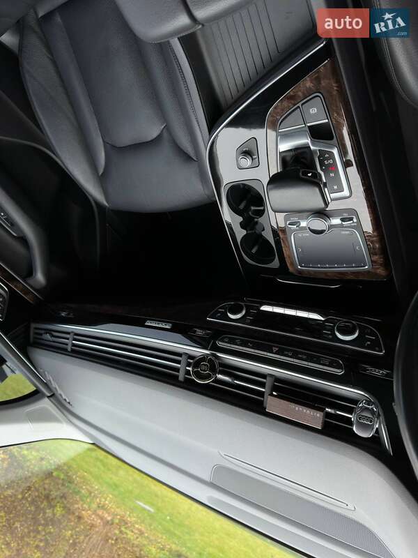 Внедорожник / Кроссовер Audi Q7 2017 в Тернополе