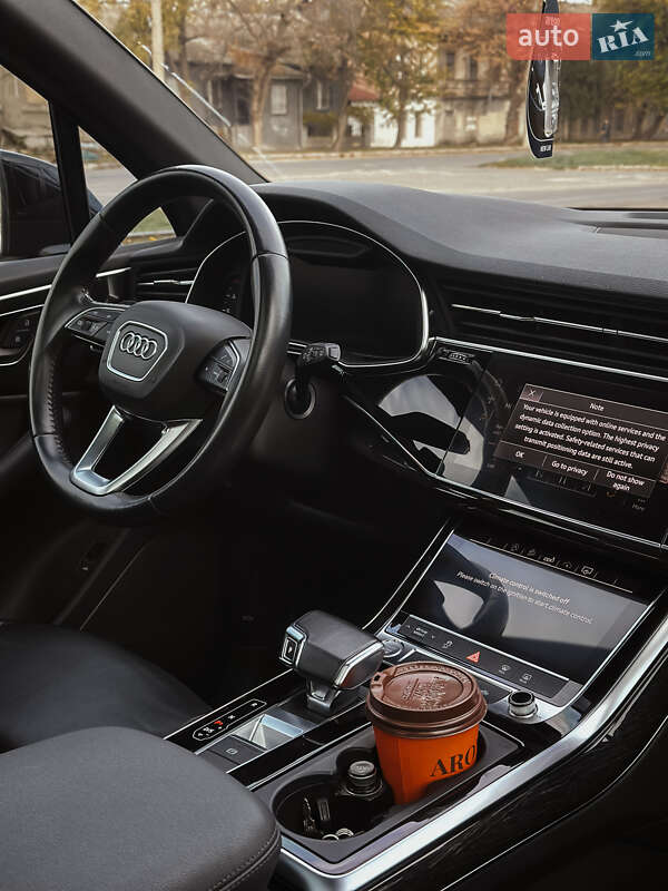 Позашляховик / Кросовер Audi Q7 2019 в Миколаєві