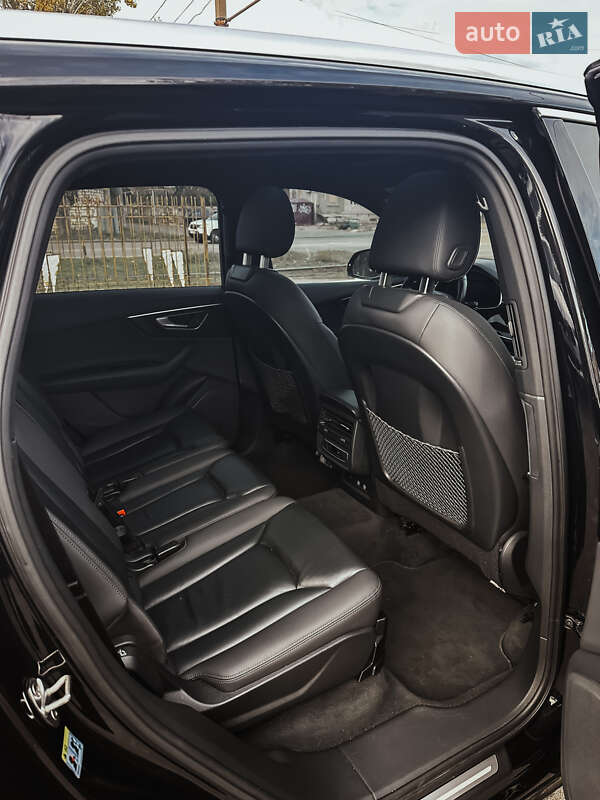 Позашляховик / Кросовер Audi Q7 2019 в Миколаєві
