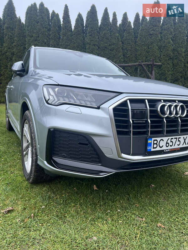 Позашляховик / Кросовер Audi Q7 2023 в Шегинях