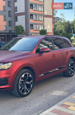 Внедорожник / Кроссовер Audi Q7 2018 в Киеве