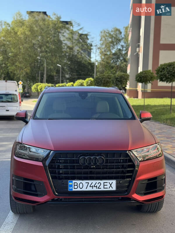 Позашляховик / Кросовер Audi Q7 2018 в Києві фото 22 Позашляховик / Кросовер Audi Q7 2018 в Києві