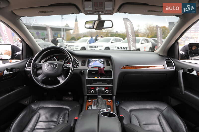 Позашляховик / Кросовер Audi Q7 2015 в Харкові