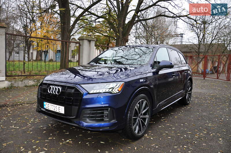 Позашляховик / Кросовер Audi Q7 2020 в Чернівцях