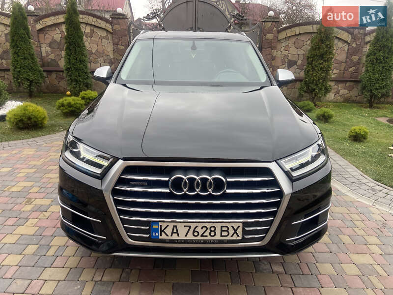Позашляховик / Кросовер Audi Q7 2017 в Тернополі