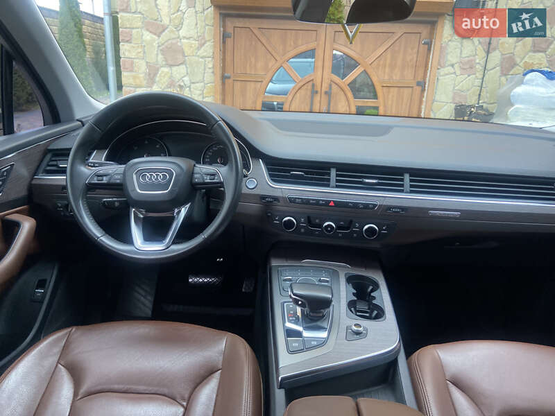 Позашляховик / Кросовер Audi Q7 2017 в Тернополі