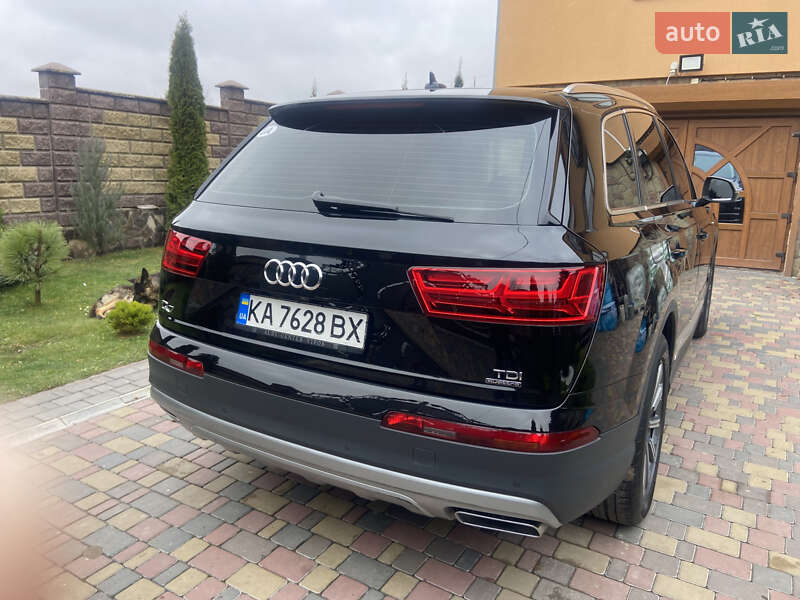 Позашляховик / Кросовер Audi Q7 2017 в Тернополі