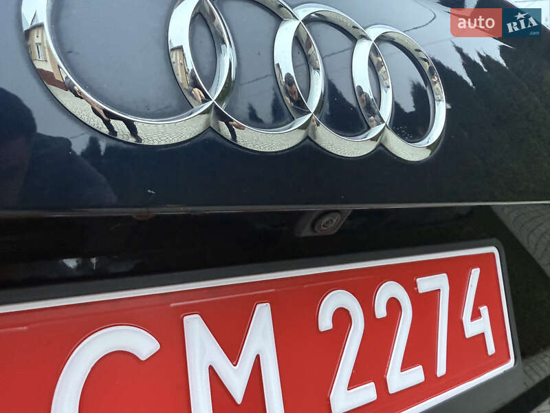 Позашляховик / Кросовер Audi Q7 2017 в Львові