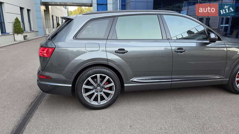 Позашляховик / Кросовер Audi Q7 2017 в Києві фото 7 Позашляховик / Кросовер Audi Q7 2017 в Києві