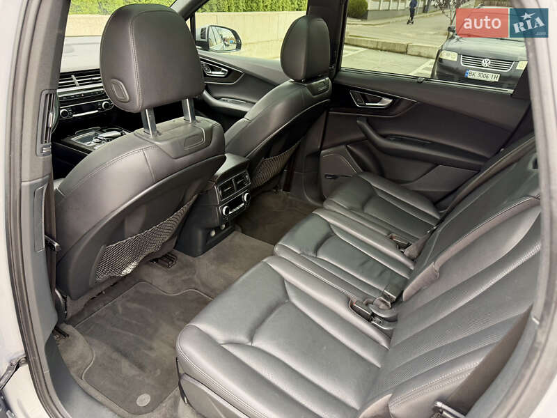 Внедорожник / Кроссовер Audi Q7 2018 в Ровно фото 26 Внедорожник / Кроссовер Audi Q7 2018 в Ровно