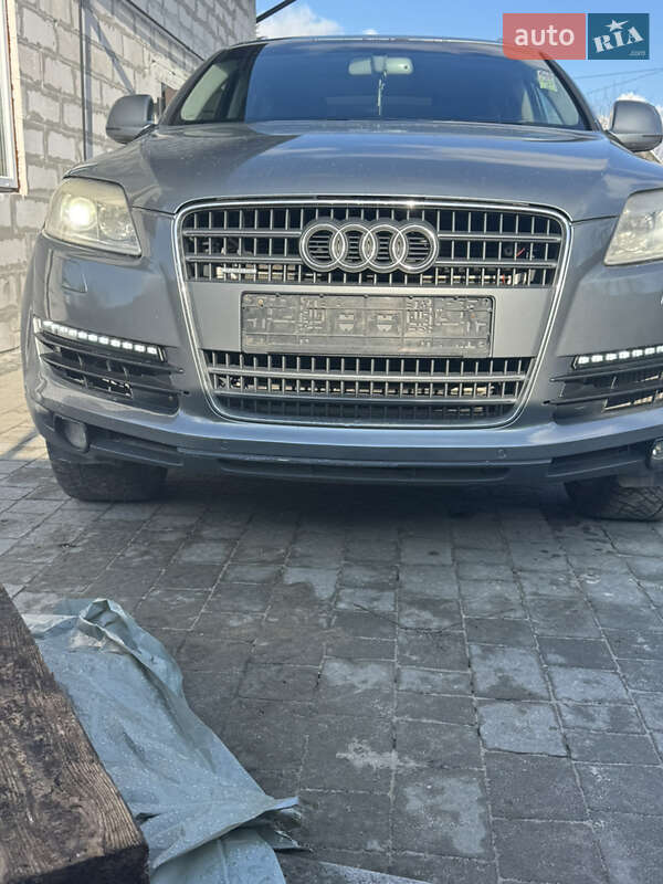 Внедорожник / Кроссовер Audi Q7 2007 в Львове