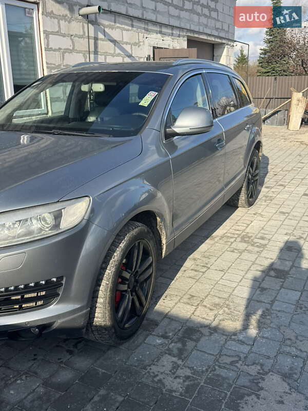 Внедорожник / Кроссовер Audi Q7 2007 в Львове