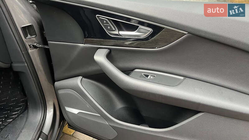 Внедорожник / Кроссовер Audi Q7 2016 в Хмельницком фото 31 Внедорожник / Кроссовер Audi Q7 2016 в Хмельницком