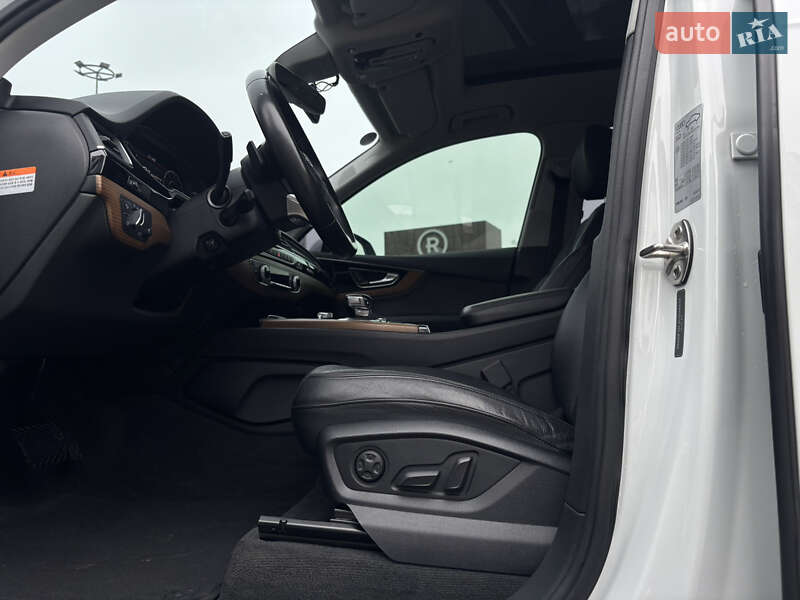 Внедорожник / Кроссовер Audi Q7 2016 в Киеве фото 7 Внедорожник / Кроссовер Audi Q7 2016 в Киеве