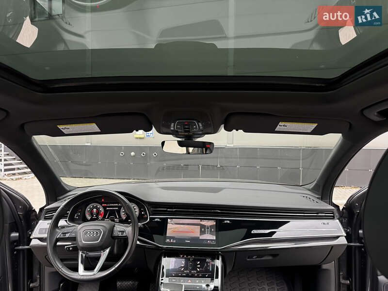 Позашляховик / Кросовер Audi Q7 2021 в Києві