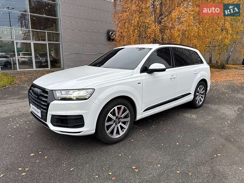 Позашляховик / Кросовер Audi Q7 2016 в Києві фото 24 Позашляховик / Кросовер Audi Q7 2016 в Києві