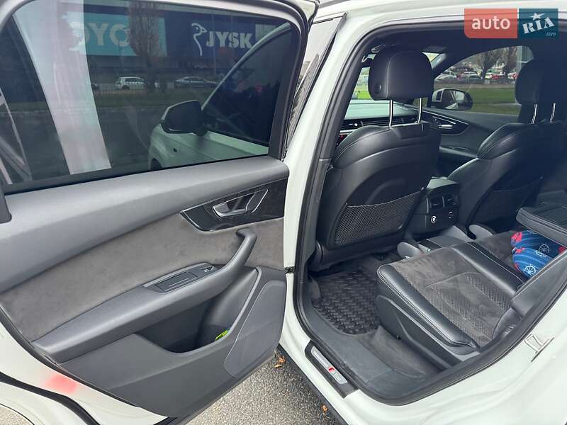 Позашляховик / Кросовер Audi Q7 2016 в Києві фото 67 Позашляховик / Кросовер Audi Q7 2016 в Києві