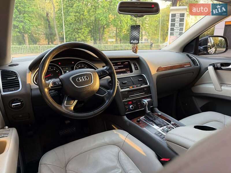 Позашляховик / Кросовер Audi Q7 2012 в Білій Церкві