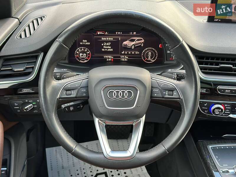 Позашляховик / Кросовер Audi Q7 2018 в Луцьку