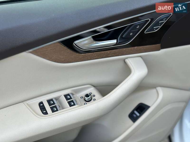 Позашляховик / Кросовер Audi Q7 2016 в Луцьку фото 9 Позашляховик / Кросовер Audi Q7 2016 в Луцьку