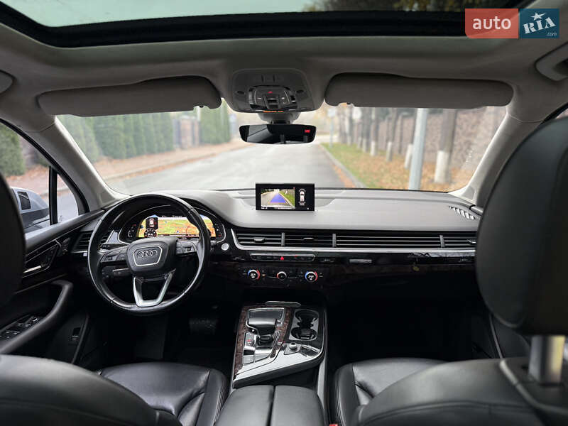 Позашляховик / Кросовер Audi Q7 2018 в Києві