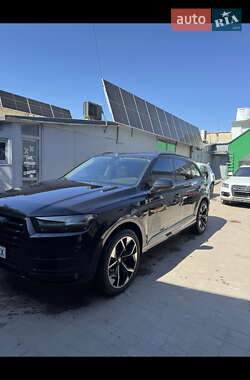 Внедорожник / Кроссовер Audi Q7 2018 в Киеве