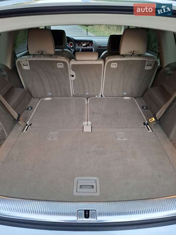 Позашляховик / Кросовер Audi Q7 2014 в Луцьку