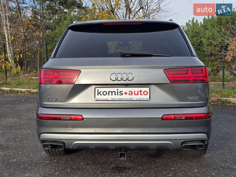 Позашляховик / Кросовер Audi Q7 2016 в Хмельницькому