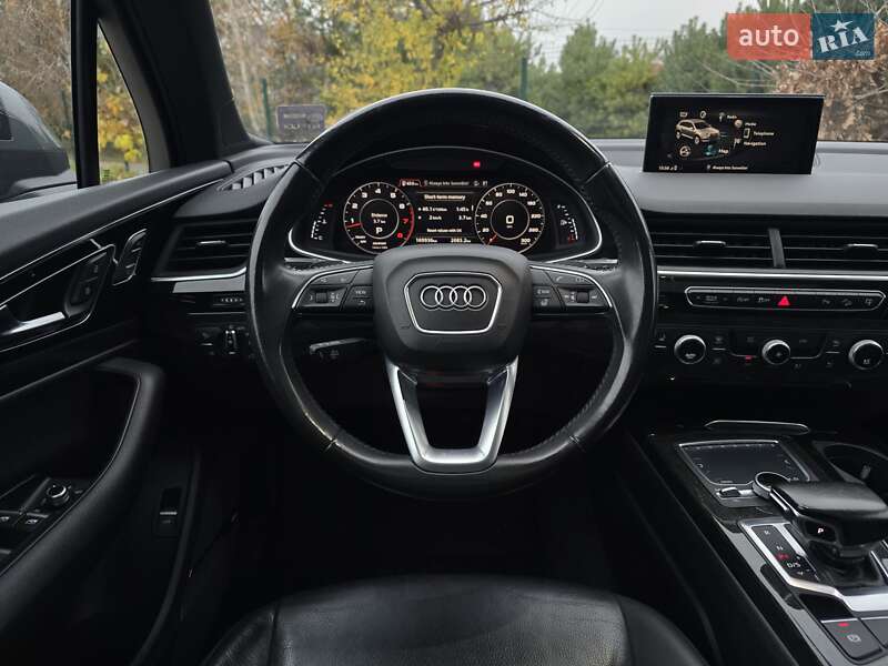 Позашляховик / Кросовер Audi Q7 2016 в Хмельницькому