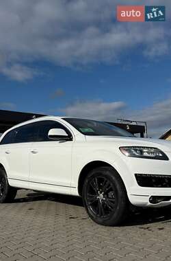 Позашляховик / Кросовер Audi Q7 2010 в Косові