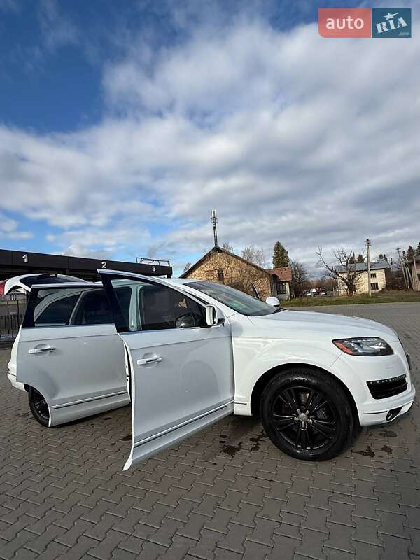 Внедорожник / Кроссовер Audi Q7 2010 в Косове