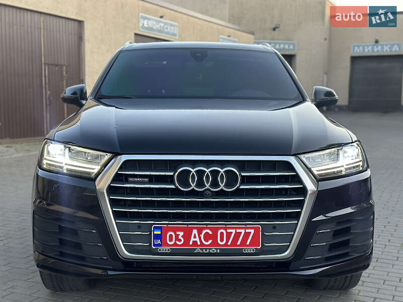 Внедорожник / Кроссовер Audi Q7 2016 в Владимире