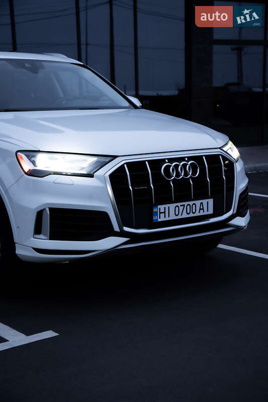 Позашляховик / Кросовер Audi Q7 2019 в Полтаві фото 3 Позашляховик / Кросовер Audi Q7 2019 в Полтаві