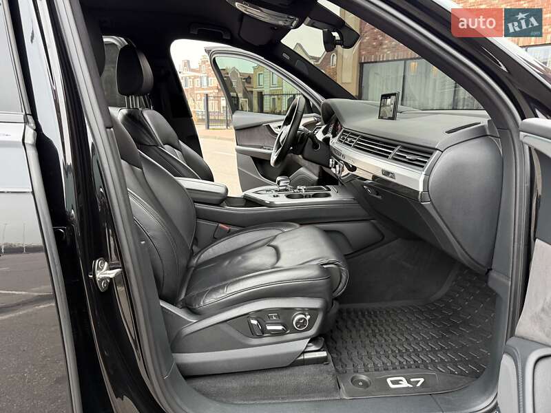 Внедорожник / Кроссовер Audi Q7 2016 в Киеве фото 128 Внедорожник / Кроссовер Audi Q7 2016 в Киеве