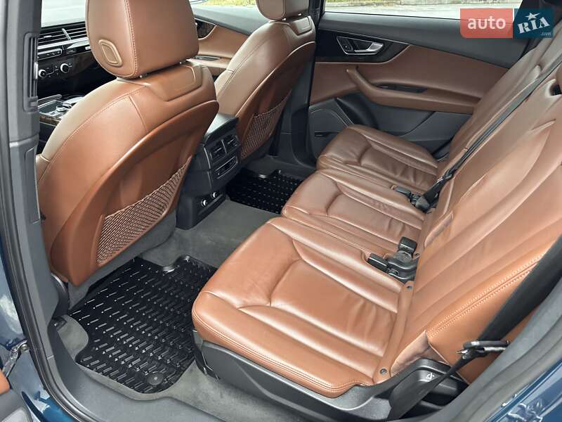 Внедорожник / Кроссовер Audi Q7 2018 в Ирпене