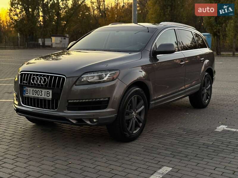Внедорожник / Кроссовер Audi Q7 2013 в Запорожье