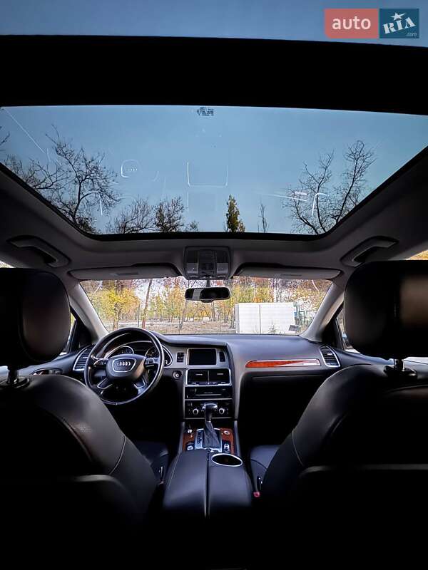 Внедорожник / Кроссовер Audi Q7 2013 в Запорожье