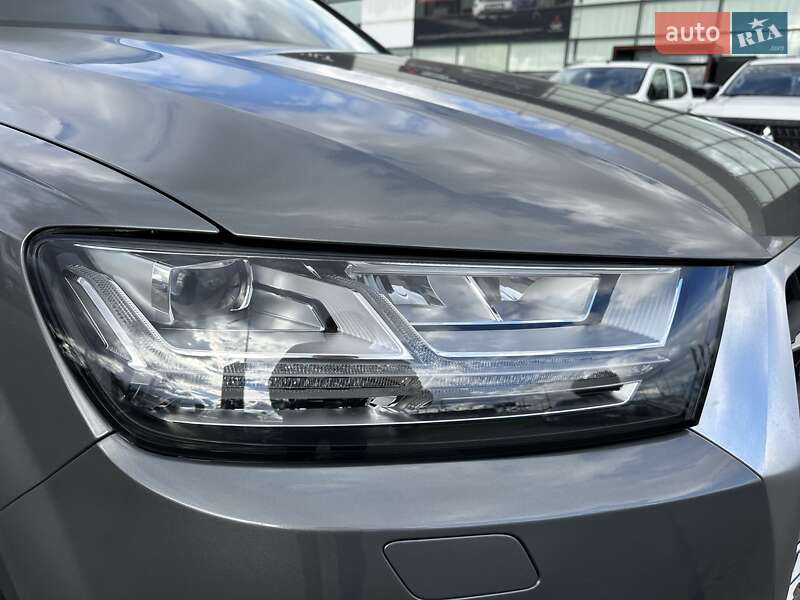 Позашляховик / Кросовер Audi Q7 2016 в Києві фото 13 Позашляховик / Кросовер Audi Q7 2016 в Києві