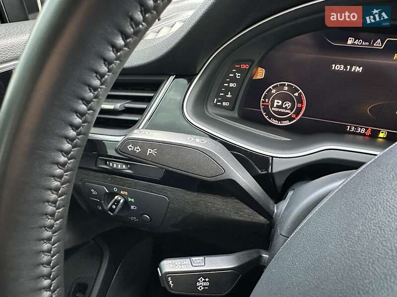 Позашляховик / Кросовер Audi Q7 2016 в Києві фото 27 Позашляховик / Кросовер Audi Q7 2016 в Києві
