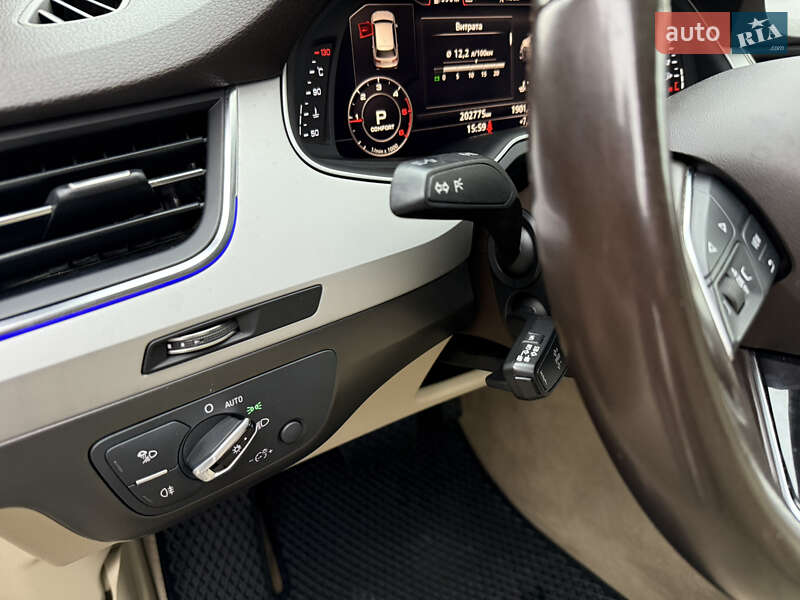 Внедорожник / Кроссовер Audi Q7 2017 в Мукачево