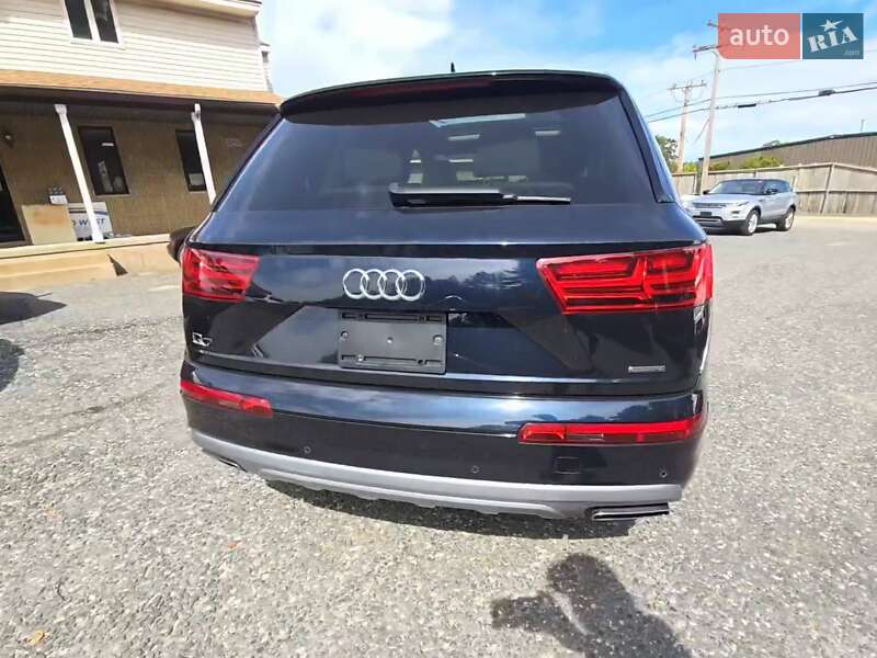 Позашляховик / Кросовер Audi Q7 2018 в Львові